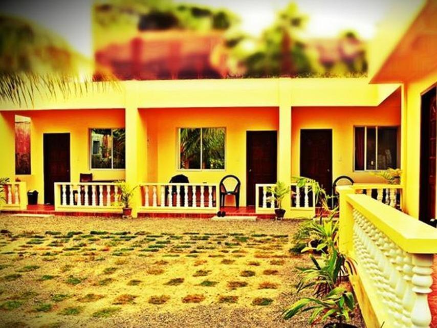 Fiesta Haus Resort Boracay Island Екстер'єр фото